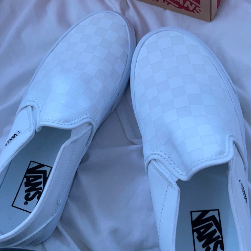checkered vans